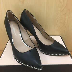 🖤👠BCBG generation Black Silver Ball studded 👠M